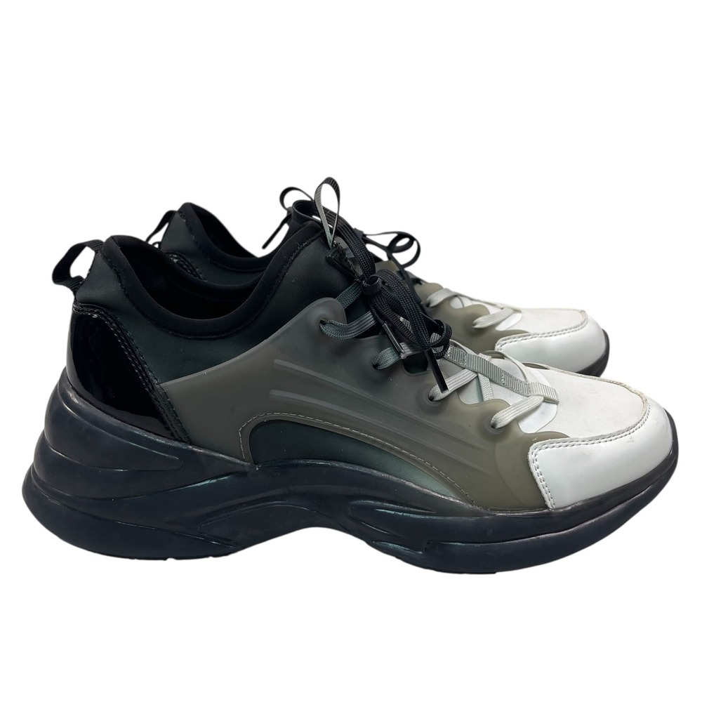 GUESS Women's Athletic Sneakers Black White Gray Chunky Sole Lace Up Size‎ 9M